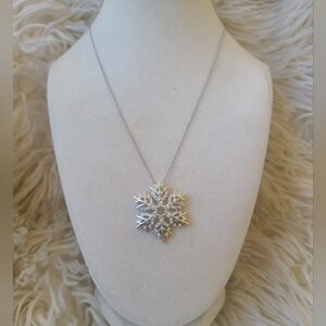 Swarovski Silver Crystal Snowflake Necklace- Excellent Condition